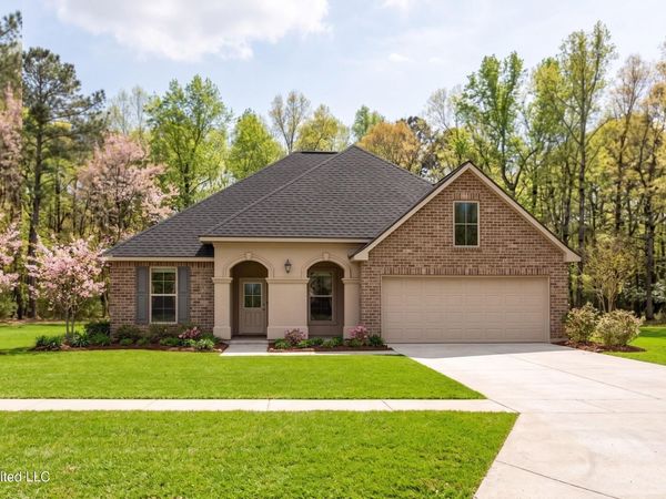 14306 Swan Ridge Circle, Gulfport, MS 39503