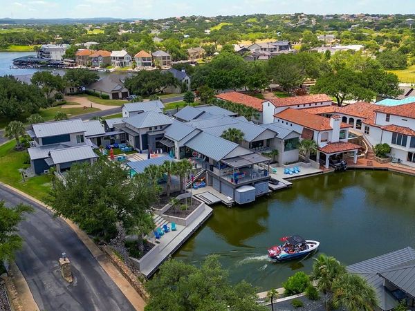 116 Wennmohs PL, Horseshoe Bay, TX 78657