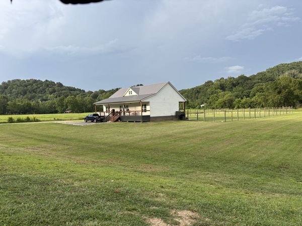 2646 New Hope Rd , Hendersonville, TN 37075