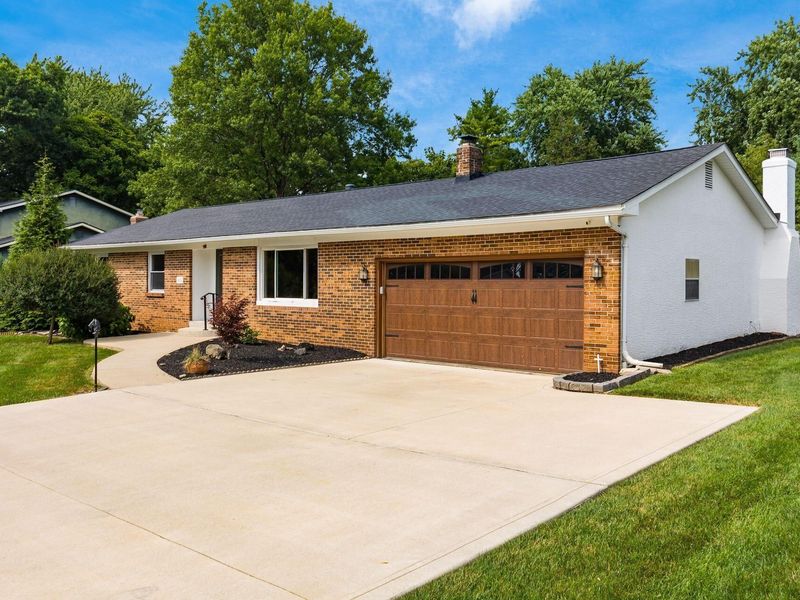 408 Pickering Drive, Pickerington, OH 43147 Photo 1