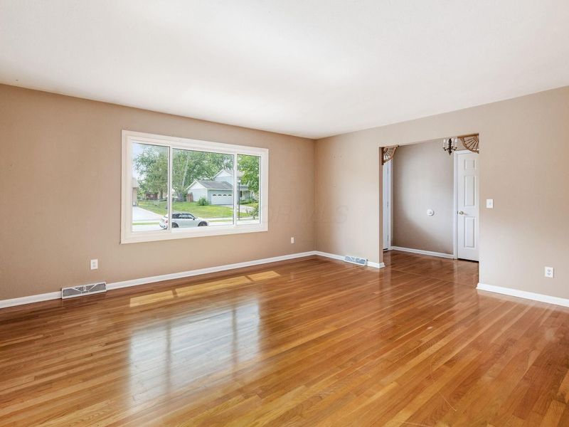 408 Pickering Drive, Pickerington, OH 43147 Photo 4