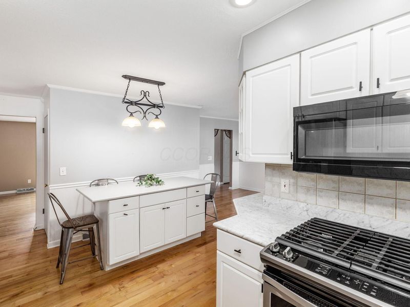 408 Pickering Drive, Pickerington, OH 43147 Photo 7