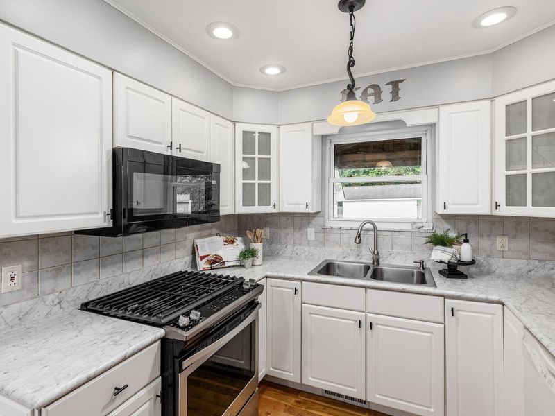 408 Pickering Drive, Pickerington, OH 43147 Photo 8