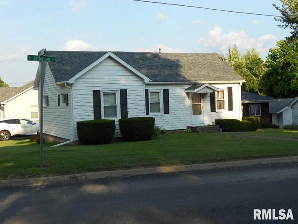 512 JEFFERSON Street, Roanoke, IL 61561