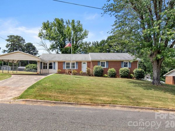 307 Somerset Drive , Kings Mountain, NC 28086
