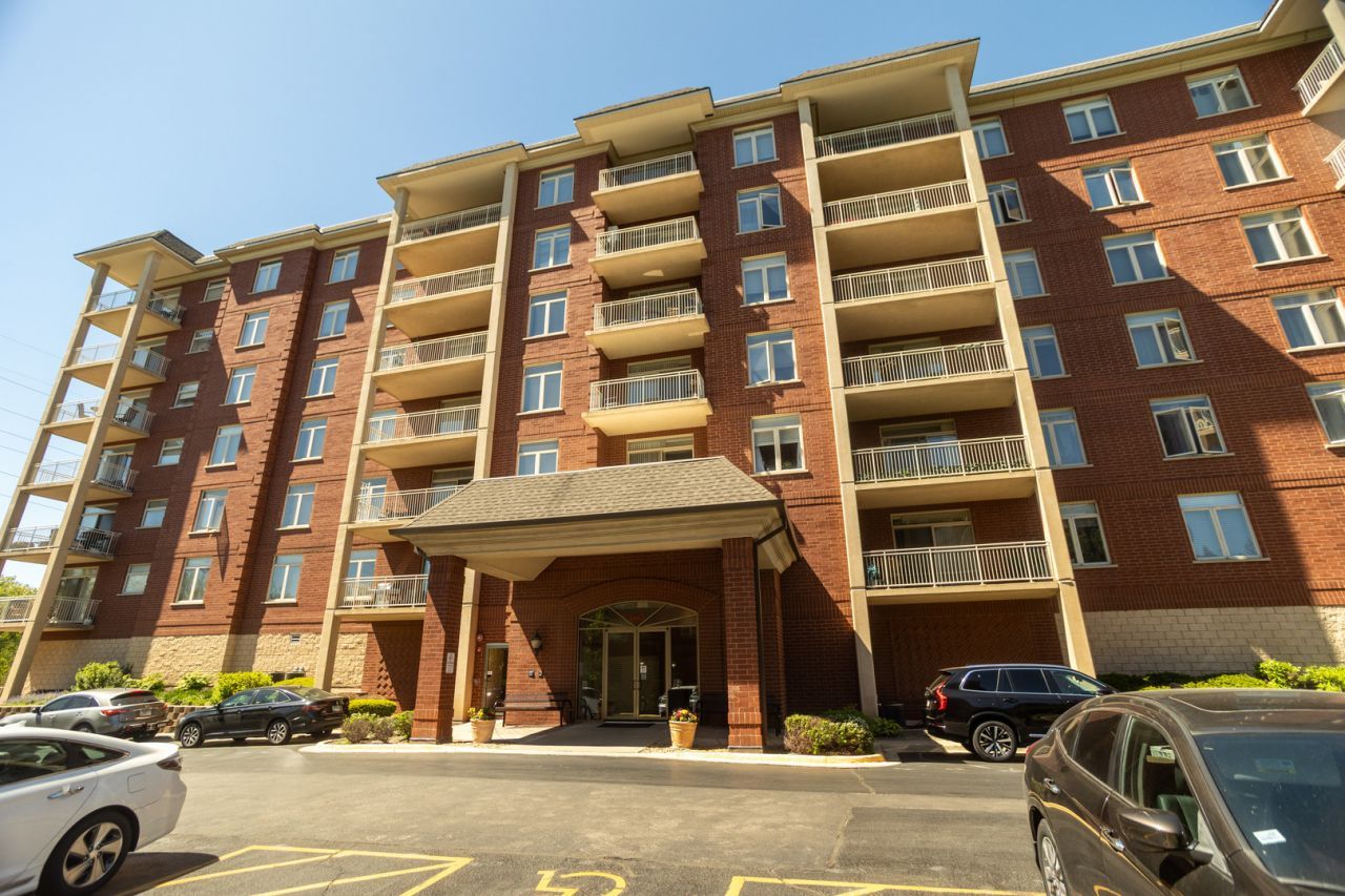 8440 Callie Avenue , Unit 606, Morton Grove, IL 60053 Main Photo