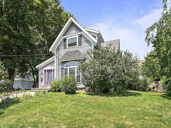 43 Hobart Square, Whitman, MA 02382