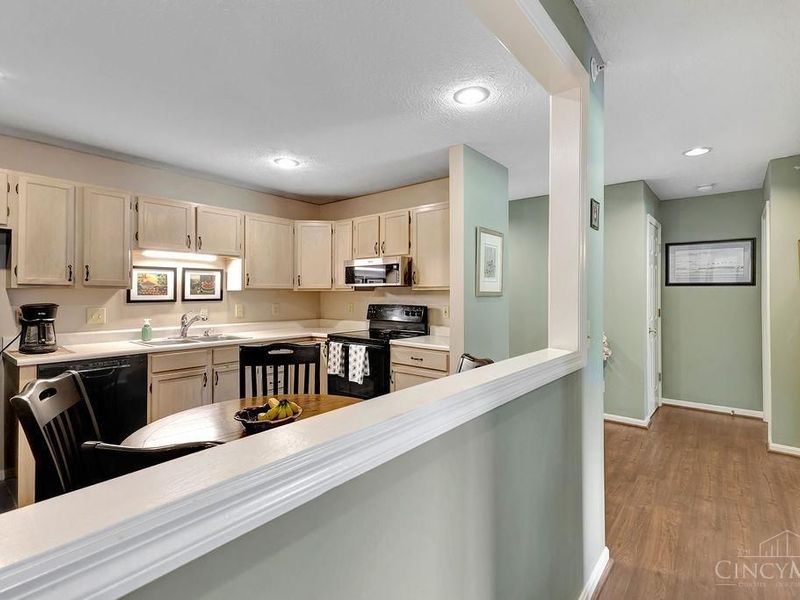 4350 Regency Ridge Court, Unit 208, Green Township, OH 45248 Photo 23