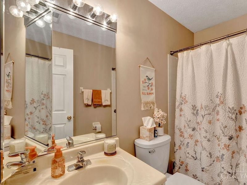 4350 Regency Ridge Court, Unit 208, Green Township, OH 45248 Photo 40