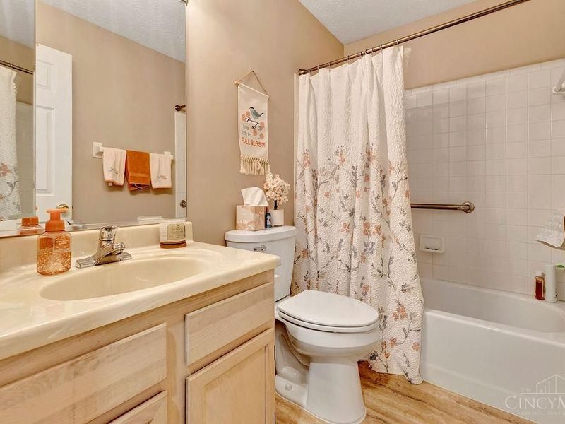 4350 Regency Ridge Court, Unit 208, Green Township, OH 45248 Photo 41