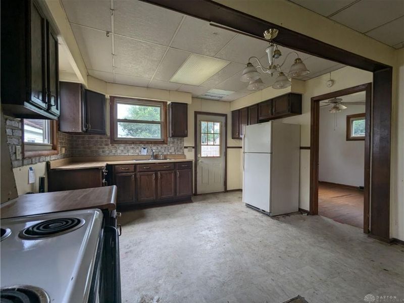 711 Kinnane Avenue, Springfield Township, OH 45505 Photo 5