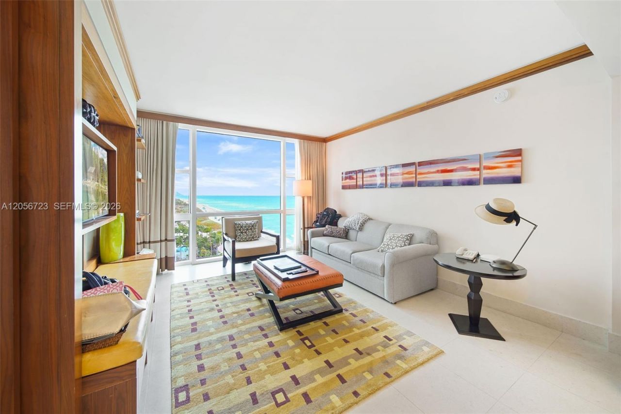 6801 Collins Ave , Unit 1015, Miami Beach, FL 33141 Photo