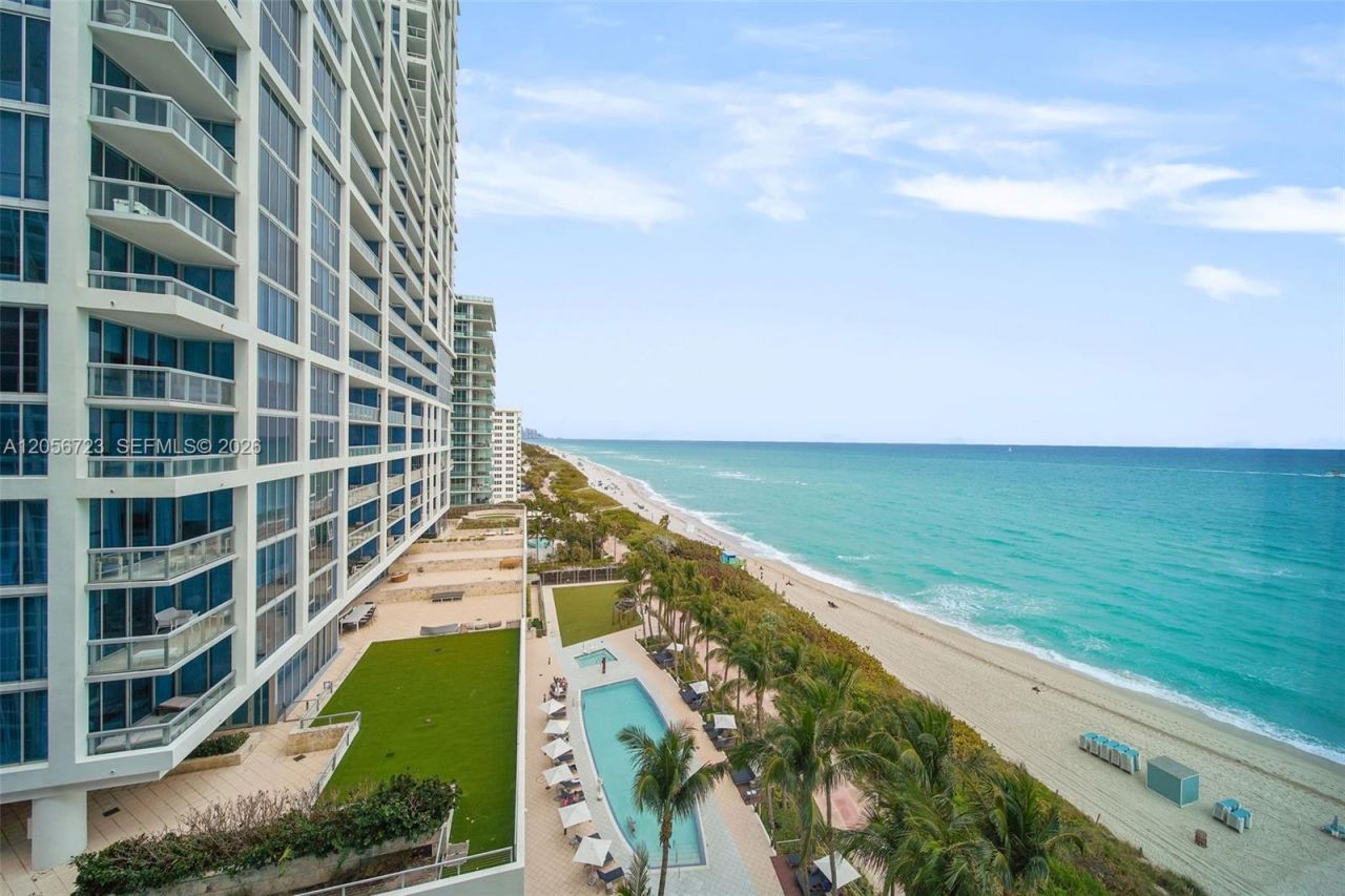 6801 Collins Ave , Unit 1015, Miami Beach, FL 33141 Photo