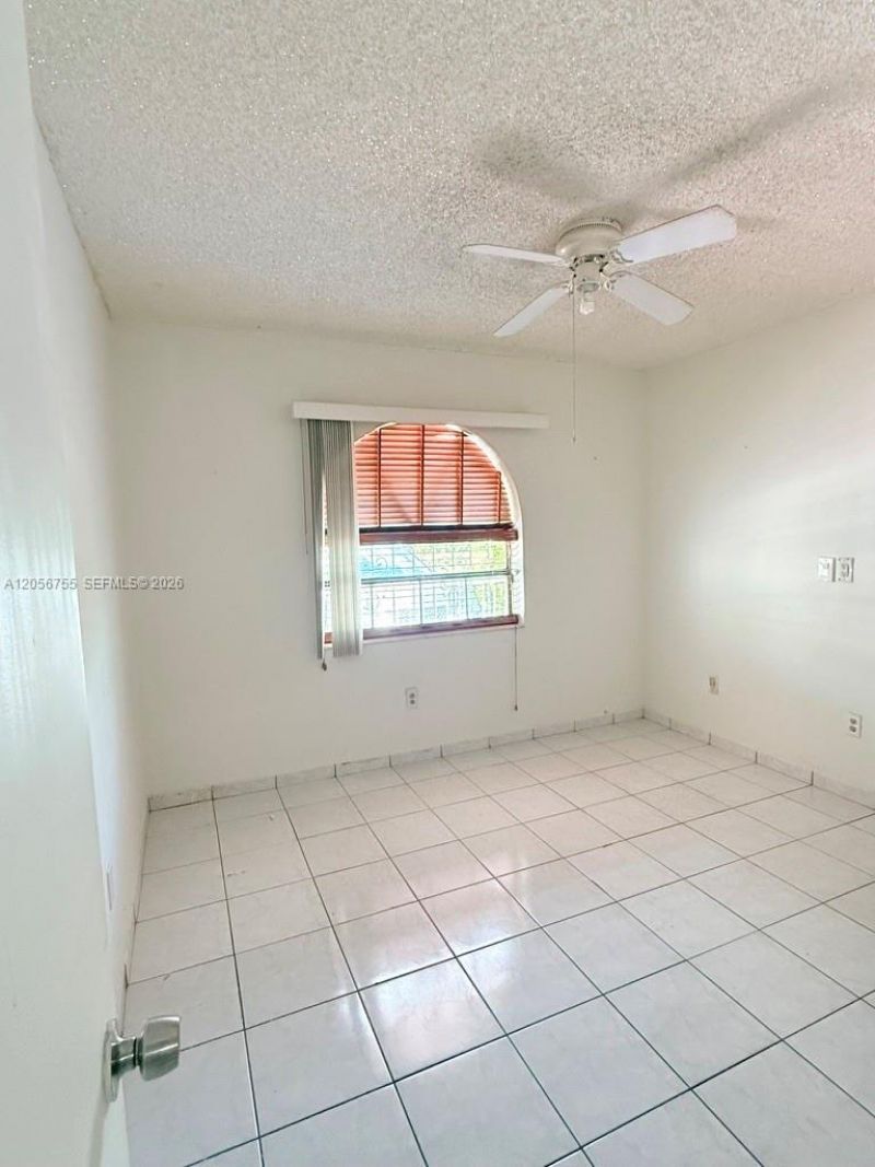 5941 W 20th Ln , Hialeah, FL 33016 Photo