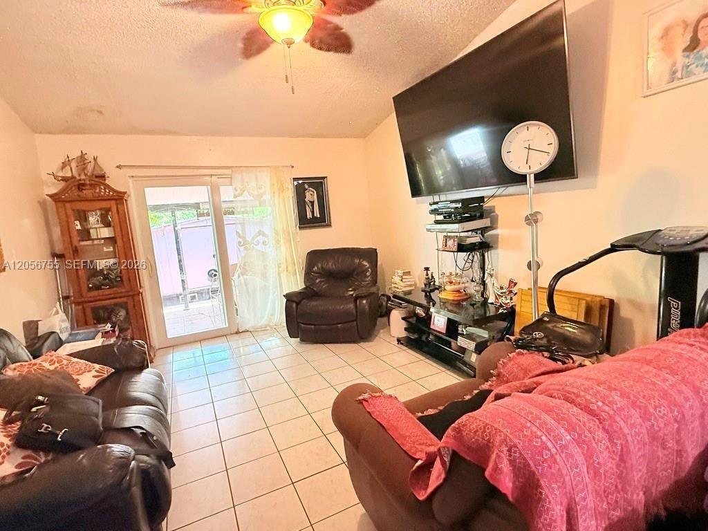 5941 W 20th Ln , Hialeah, FL 33016 Photo