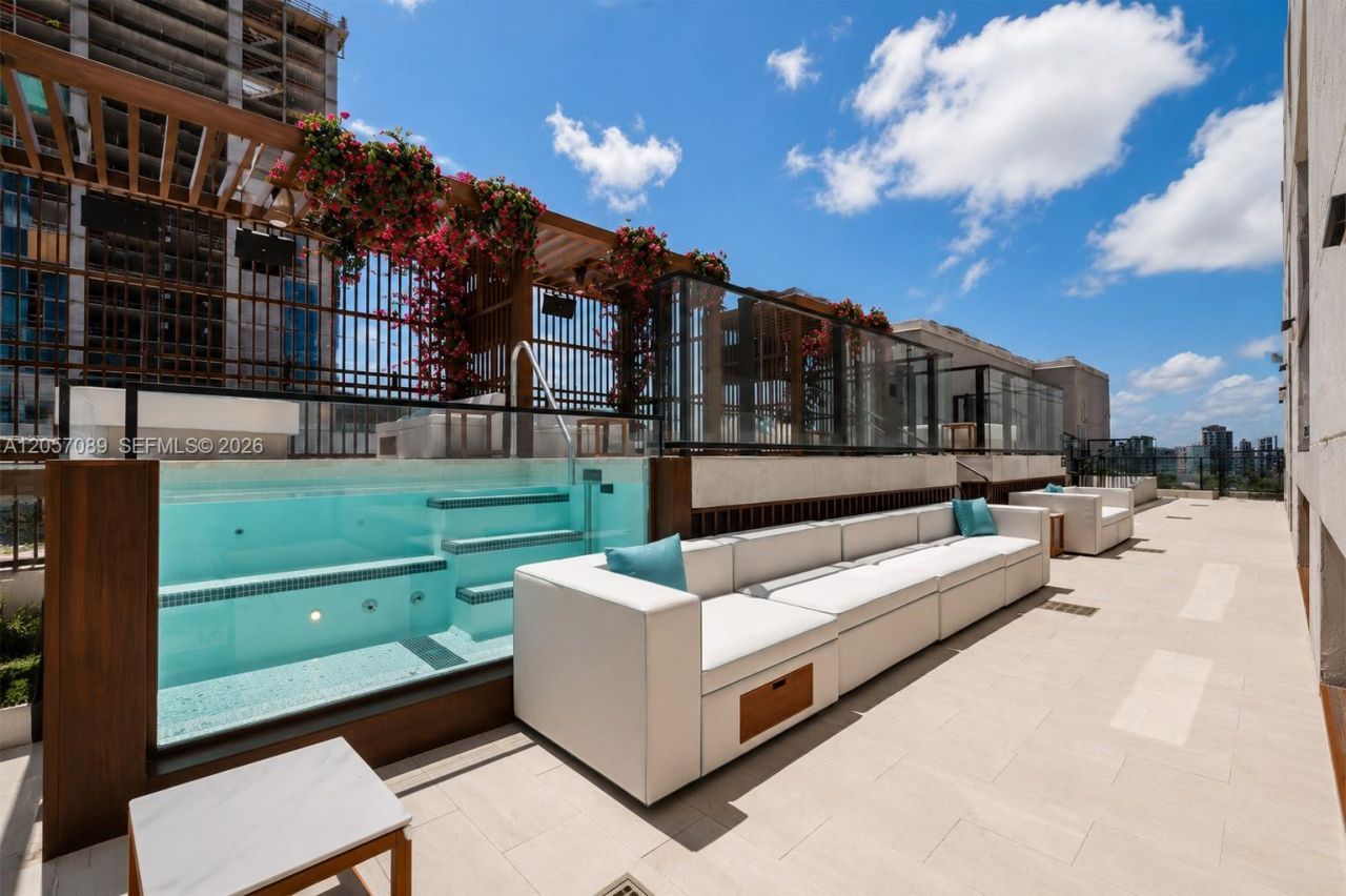 20 NE 11 St , Unit 1203A, Miami, FL 33132 Photo