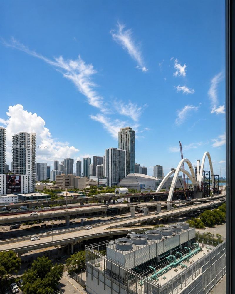 20 NE 11 St , Unit 1203A, Miami, FL 33132 Photo