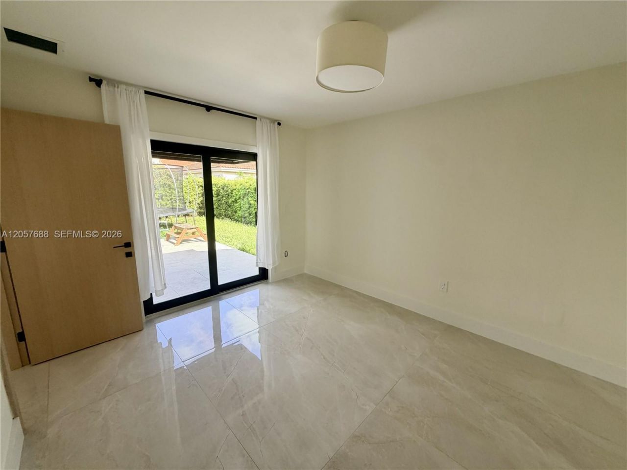 470 SW 88th Pl E , Miami, FL 33174 Photo