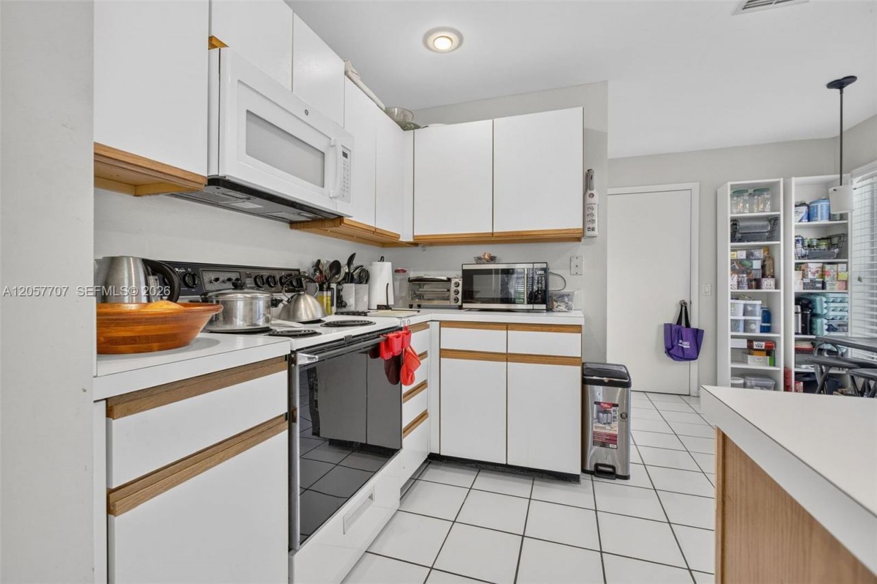 9313 Arborwood Cir, Davie, FL 33328 Photo