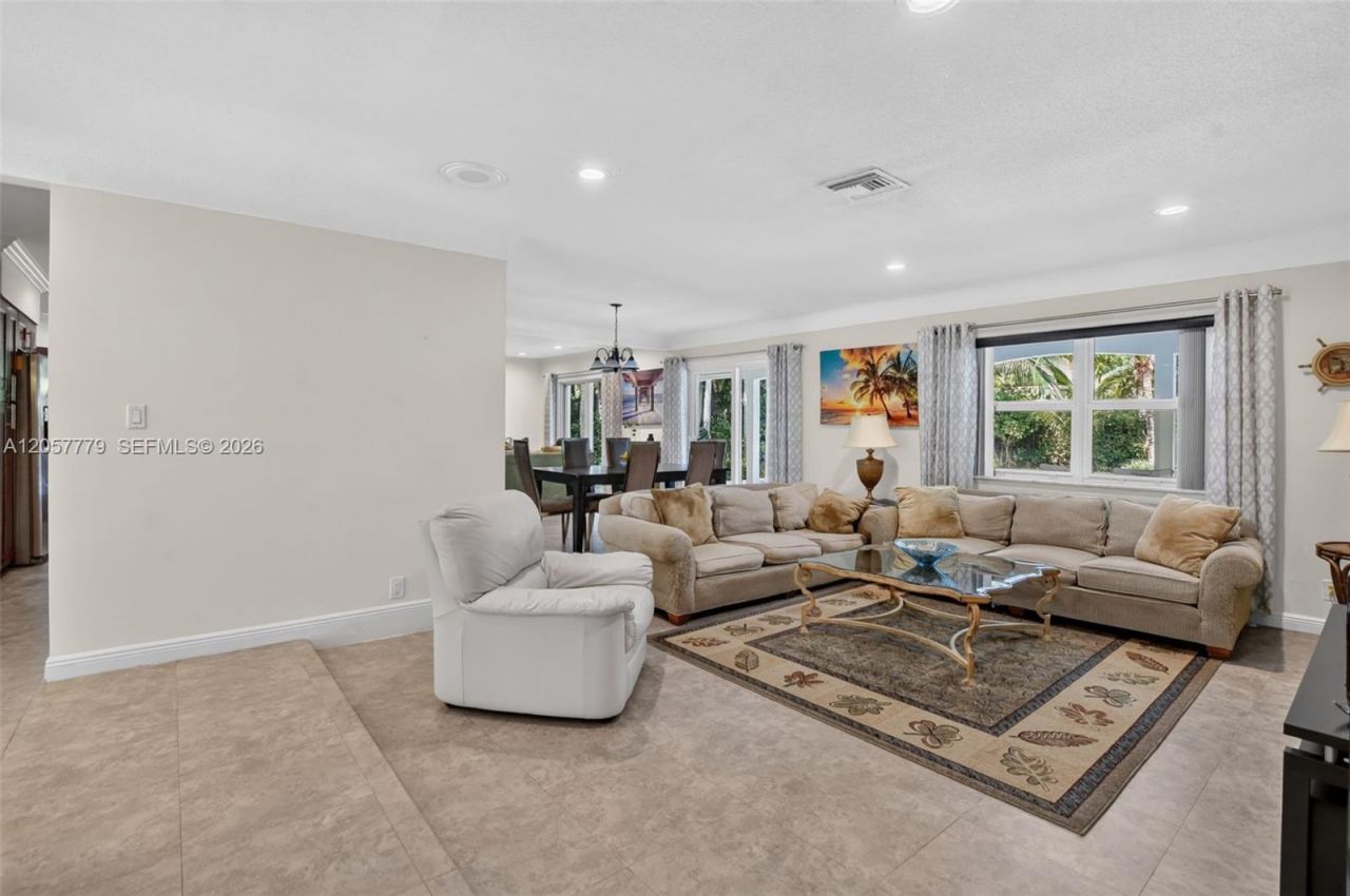 731 NW 4th Ct , Boca Raton, FL 33432 Photo