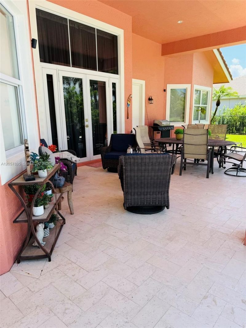15171 SW 35th St, Davie, FL 33331 Photo