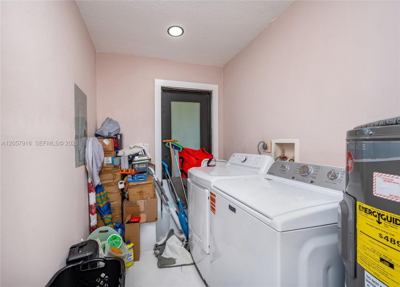 3000 NW 13th St , Miami, FL 33125 Photo
