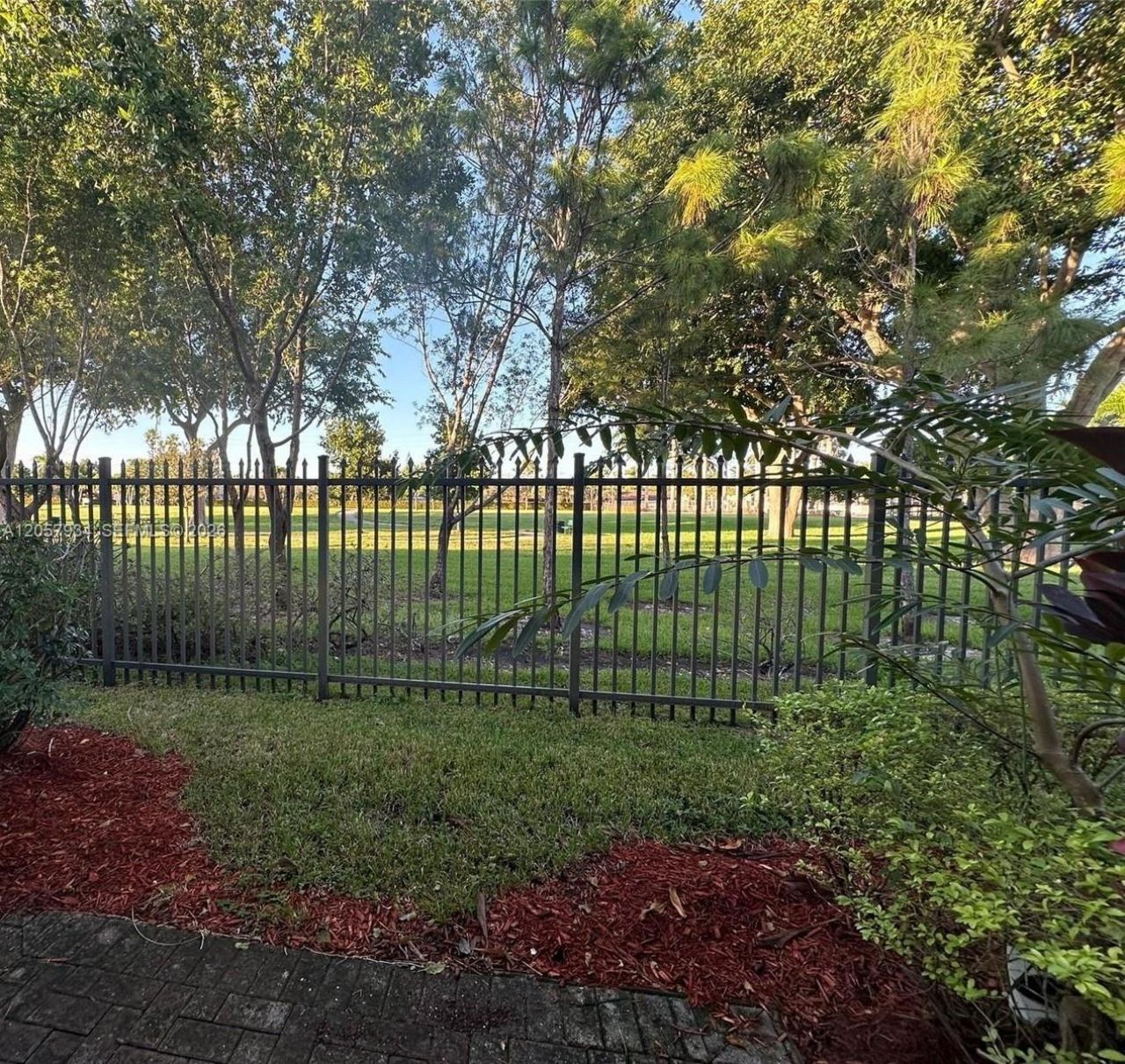 317 NE 194th Ln, Unit 317, Miami, FL 33179 Photo