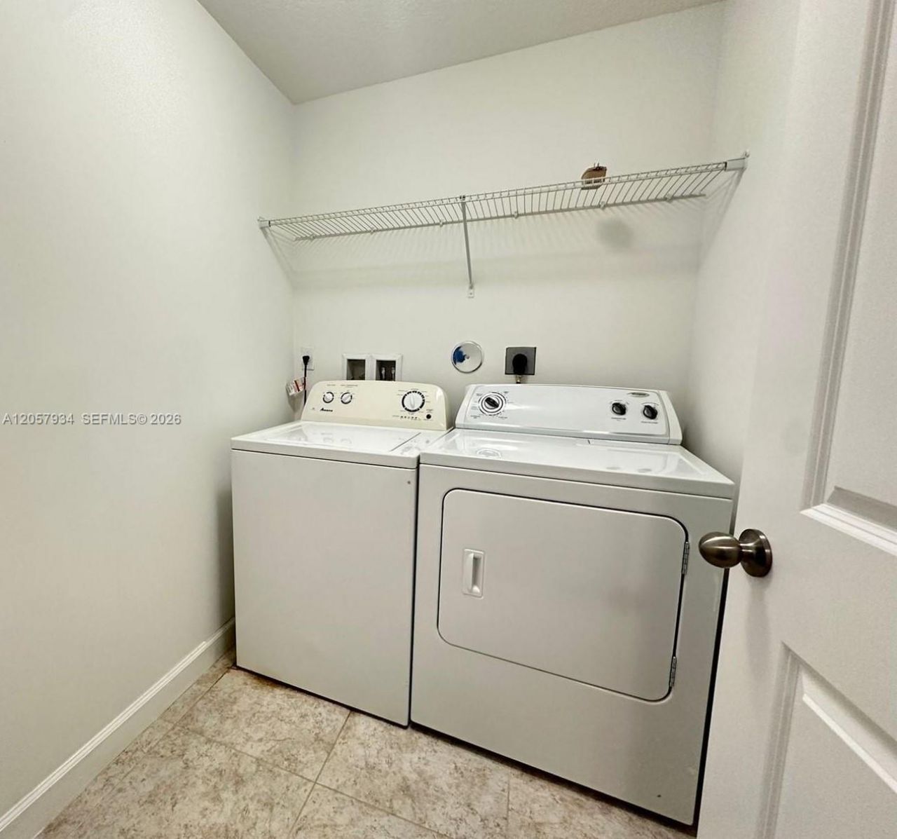 317 NE 194th Ln, Unit 317, Miami, FL 33179 Photo