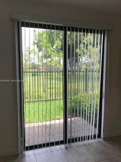 317 NE 194th Ln, Unit 317, Miami, FL 33179 Photo