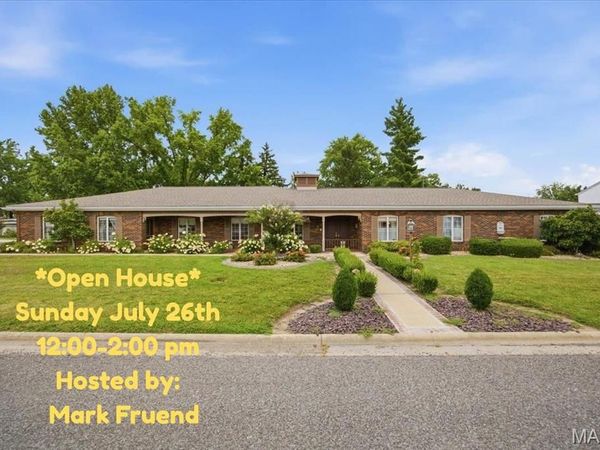 1071 Randolph Street , Carlyle, IL 62231