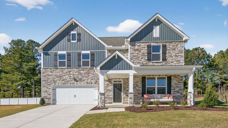 1129 Summer Daisy Drive, Aberdeen, NC 28315 Main Photo