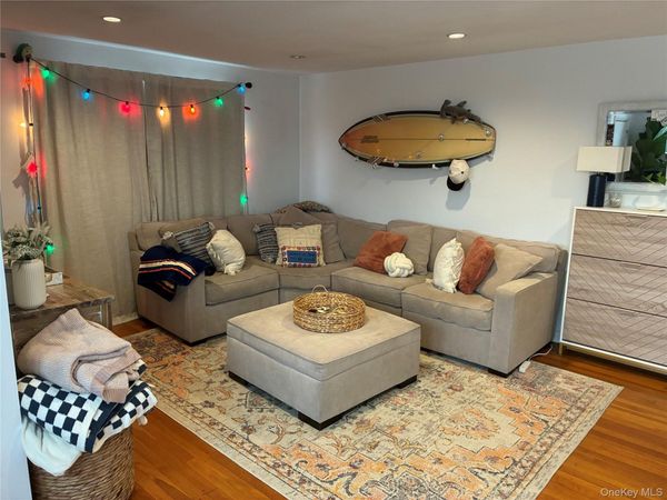 375 W Fulton Street, Long Beach, NY 11561