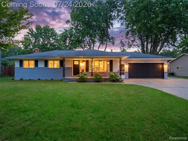 738 6th Street, Marysville, MI 48040