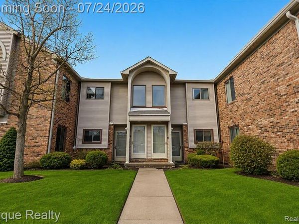 42714 Lilley Pointe Drive, CANTON, MI 48187