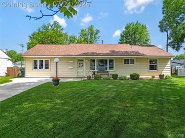 29730 Brandt Court, Garden City, MI 48135