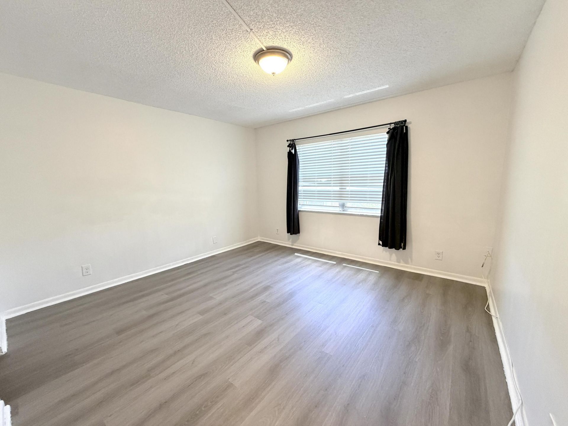 1100 NW 87th Avenue, Unit 406, Coral Springs, FL 33071 Photo