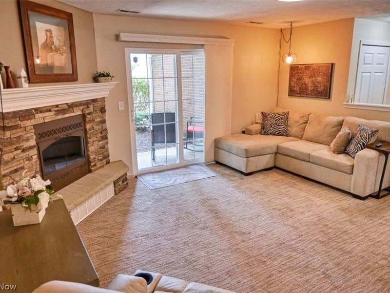 3395 Lenox Village Drive, Unit 148, Fairlawn, OH 44333 Photo 2