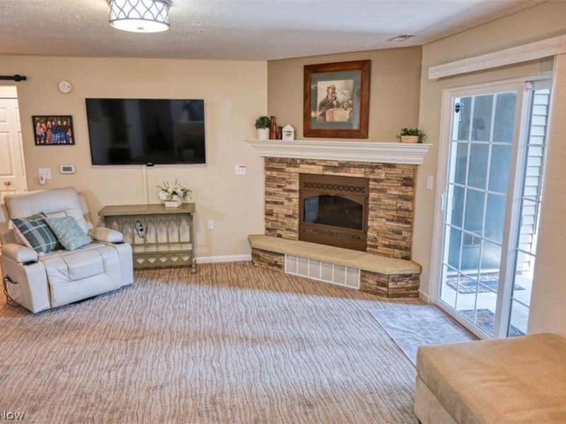 3395 Lenox Village Drive, Unit 148, Fairlawn, OH 44333 Photo 3