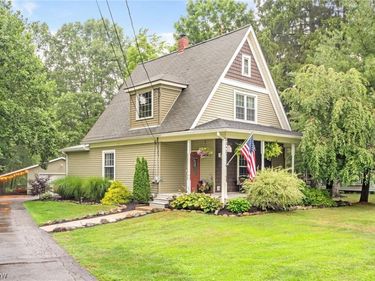 6342 Manchester Road, New Franklin, OH 44216