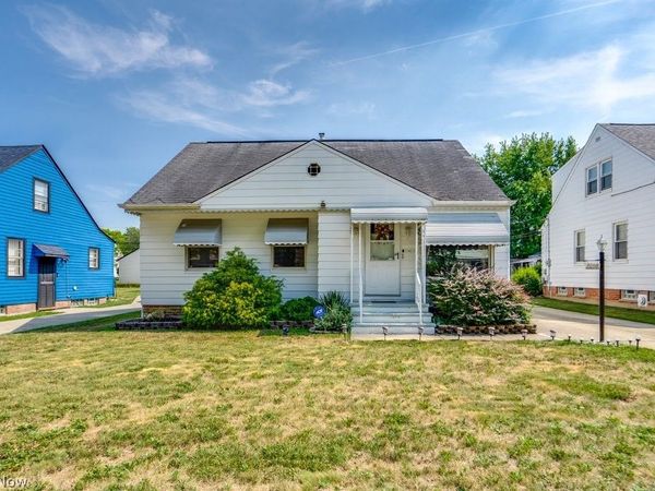 13304 Woodward Boulevard , Garfield Heights, OH 44125
