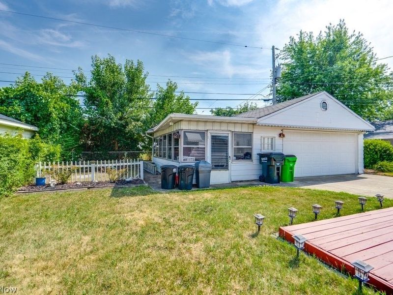 13304 Woodward Boulevard, Garfield Heights, OH 44125 Photo 7