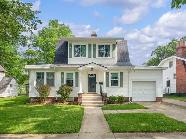 1607 Hickory Street, Niles, MI 49120