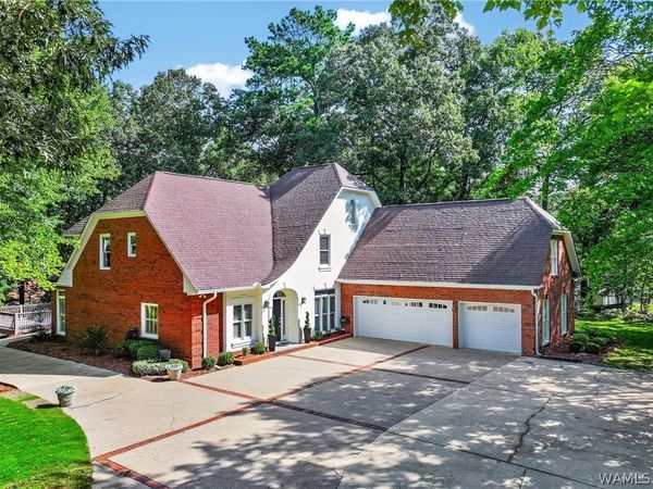 7936 Harbor Avenue NE, Tuscaloosa, AL 35406