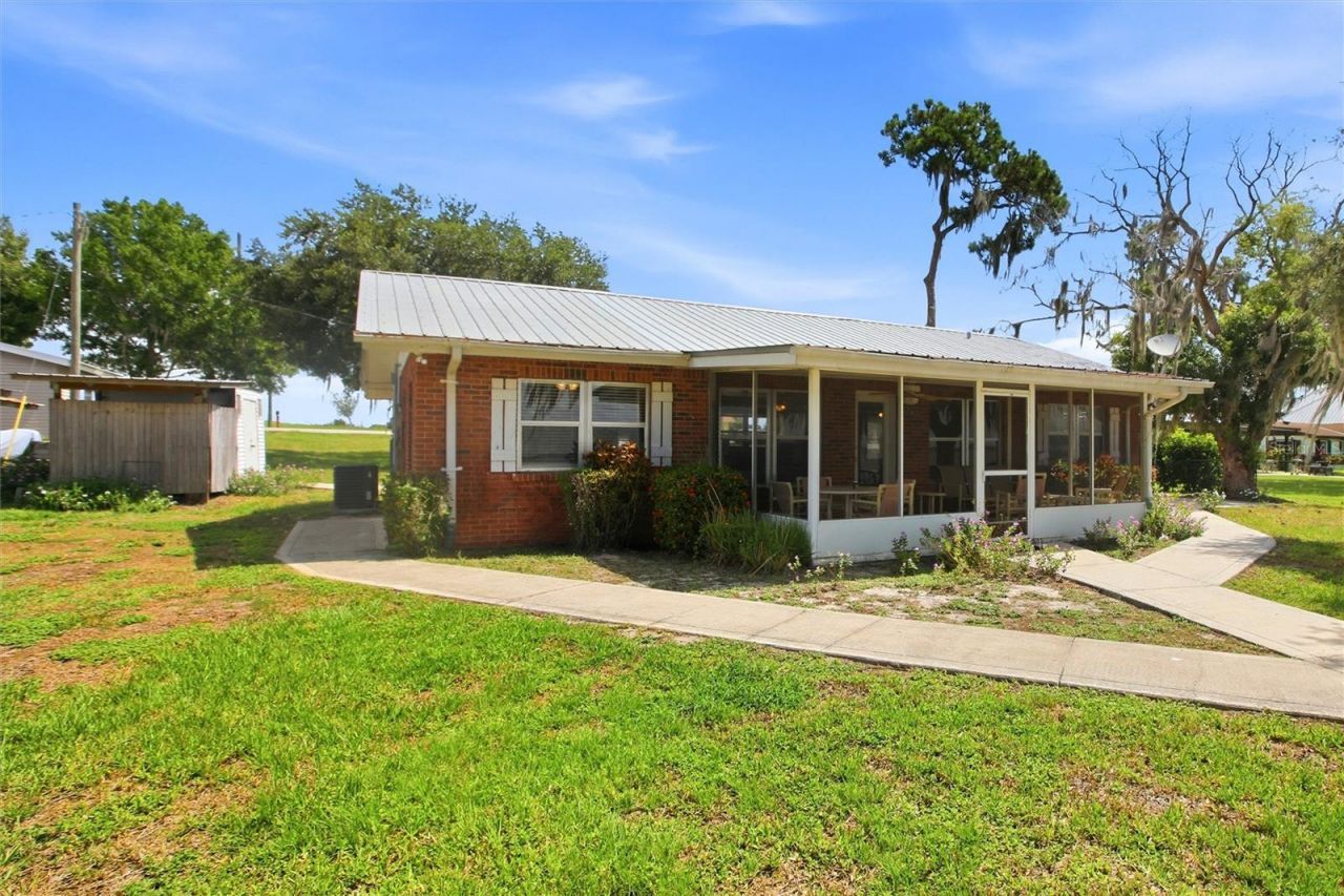 836 Lake June Road, Lake Placid, FL 33852 Photo