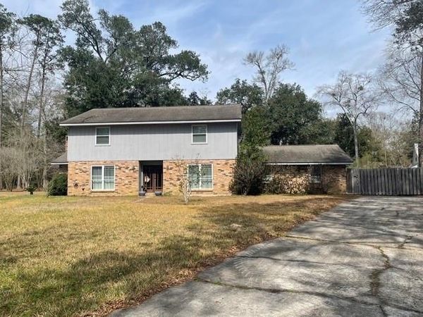 945 WINONA Drive , Mandeville, LA 70471