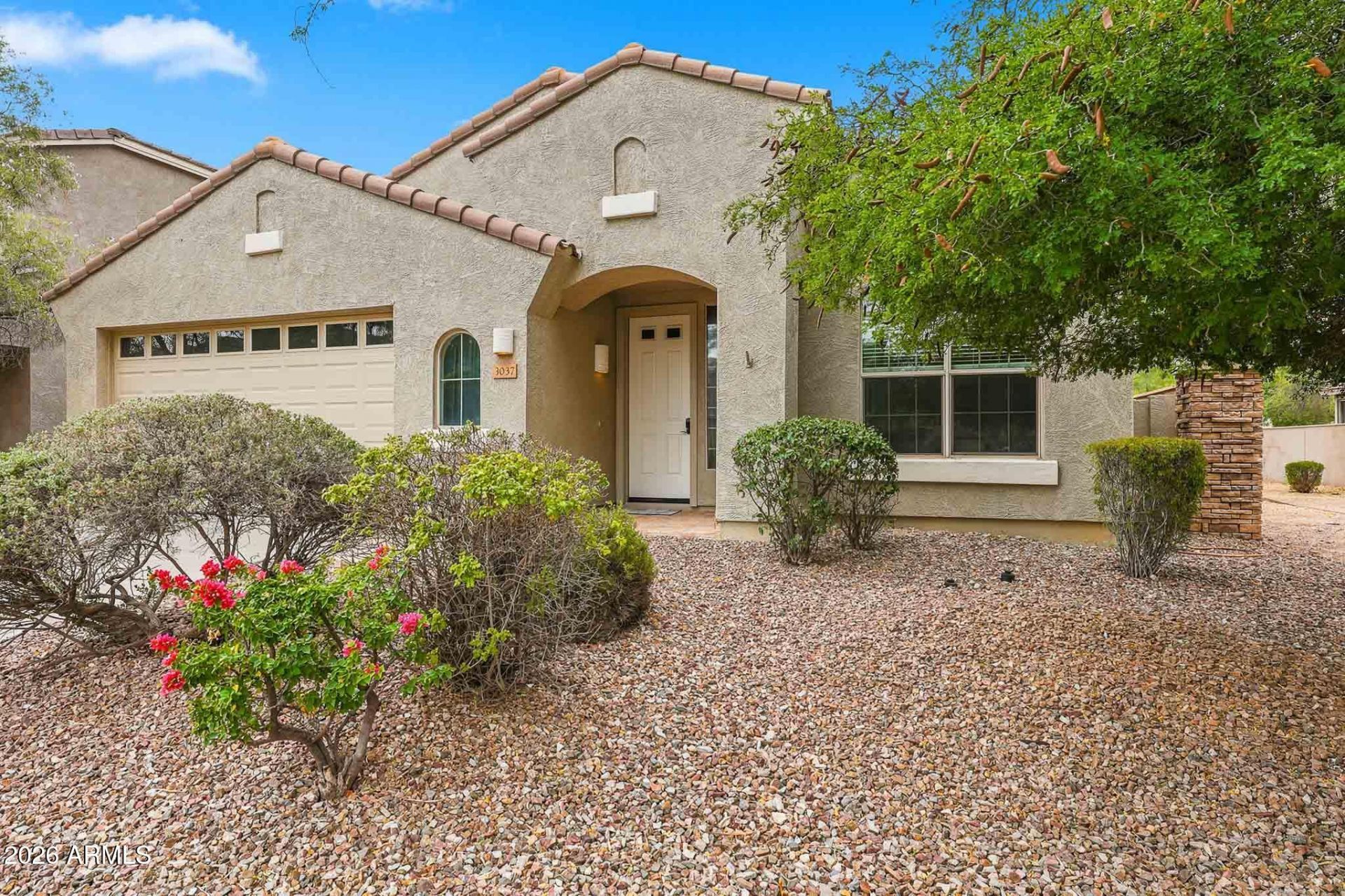 3037 W Gran Paradiso Drive, Phoenix, AZ 85086 Main Photo
