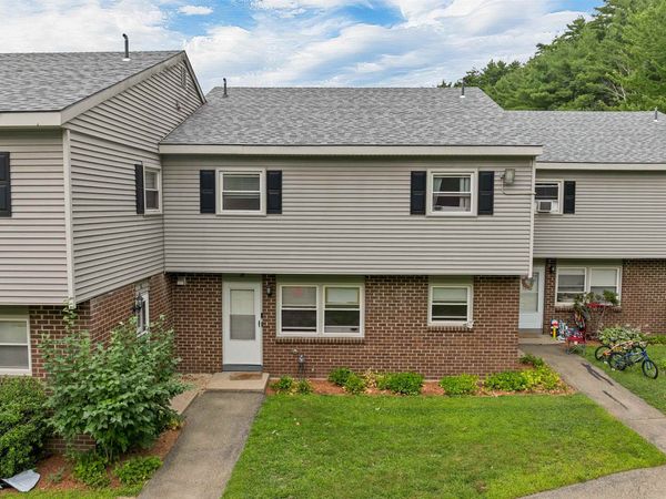139 S. Main Street, Unit 24, Laconia, NH 03246