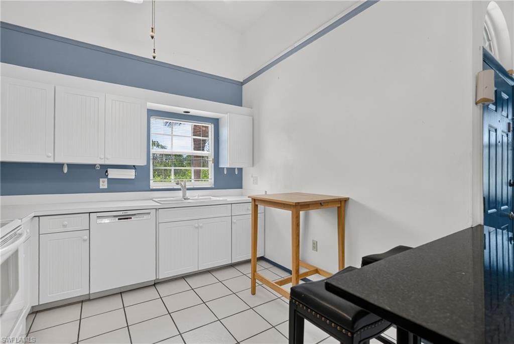 14461 Summerlin Trace Ct, Unit 8, Fort Myers, FL 33919 Photo