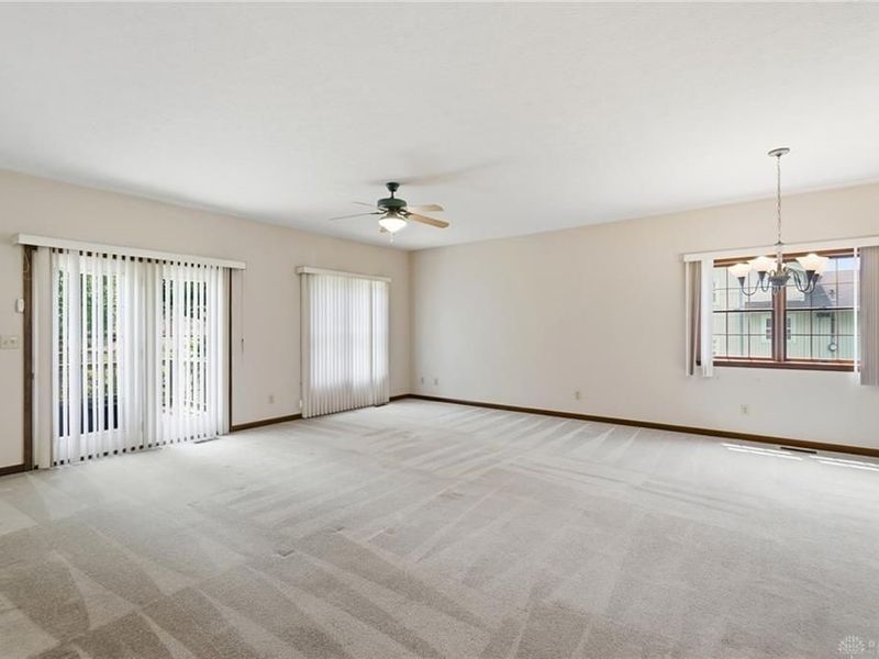 303 Mumford Drive, Troy, OH 45373 Photo 11