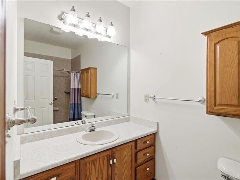 303 Mumford Drive, Troy, OH 45373 Photo 24